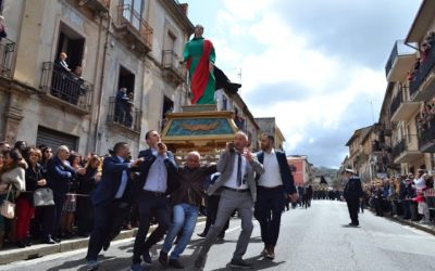 La Cei dà il via libera al ritorno delle processioni nel periodo di Pasqua