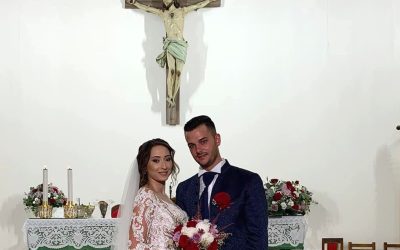 Tanti auguri a Antonio e Benedetta, oggi sposi a Cinquefrondi